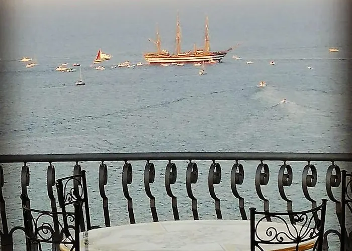 L'incanto Ischia Πανσιόν 4*