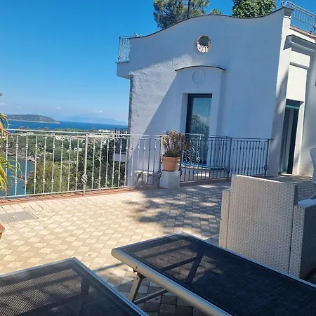 L'incanto Ischia ゲストハウス
