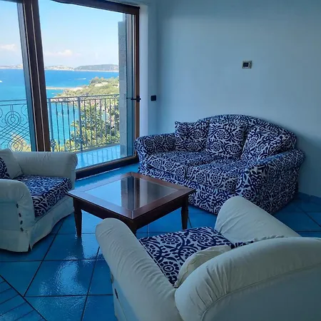ゲストハウス L'incanto Ischia 4*