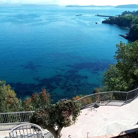 L'incanto Ischia ゲストハウス